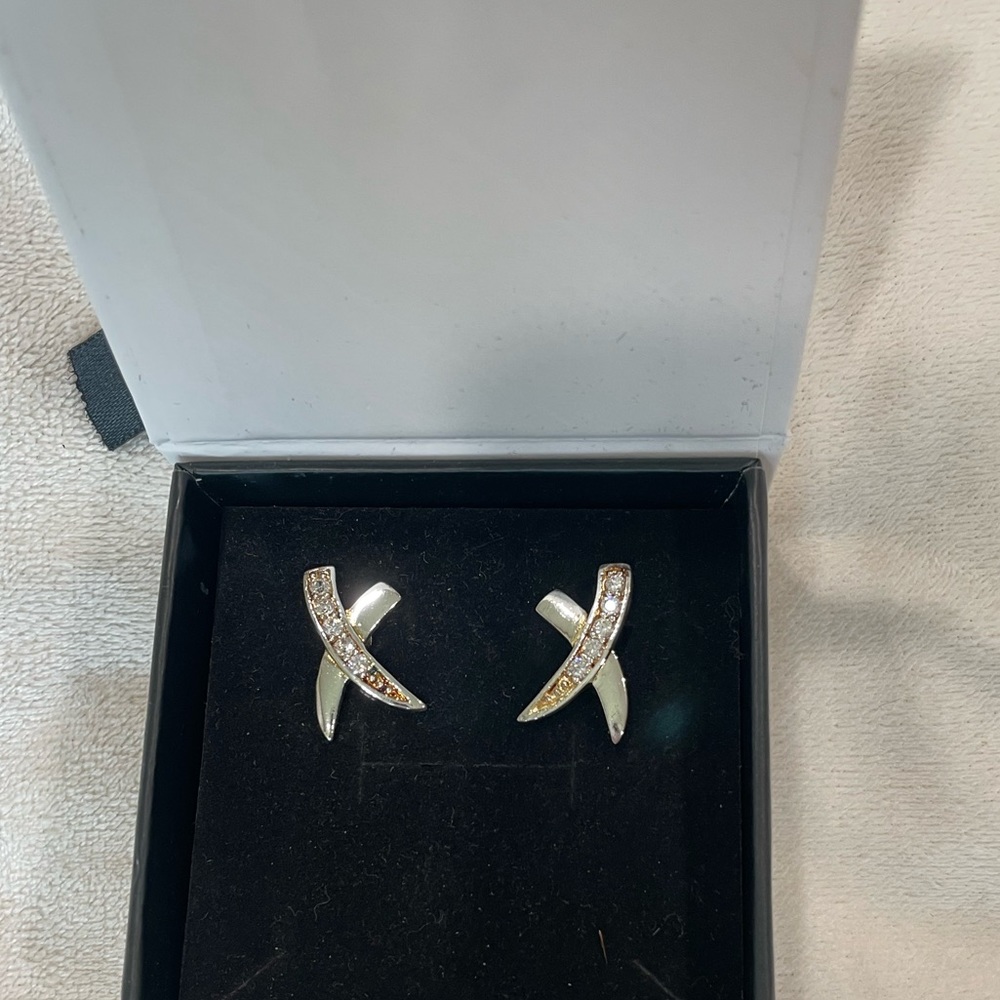 Cate & Chloe Earings